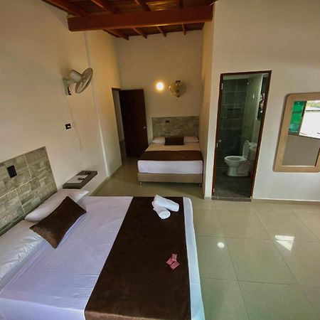 Hotel Buenos Aires Central Μεντεγίν Εξωτερικό φωτογραφία