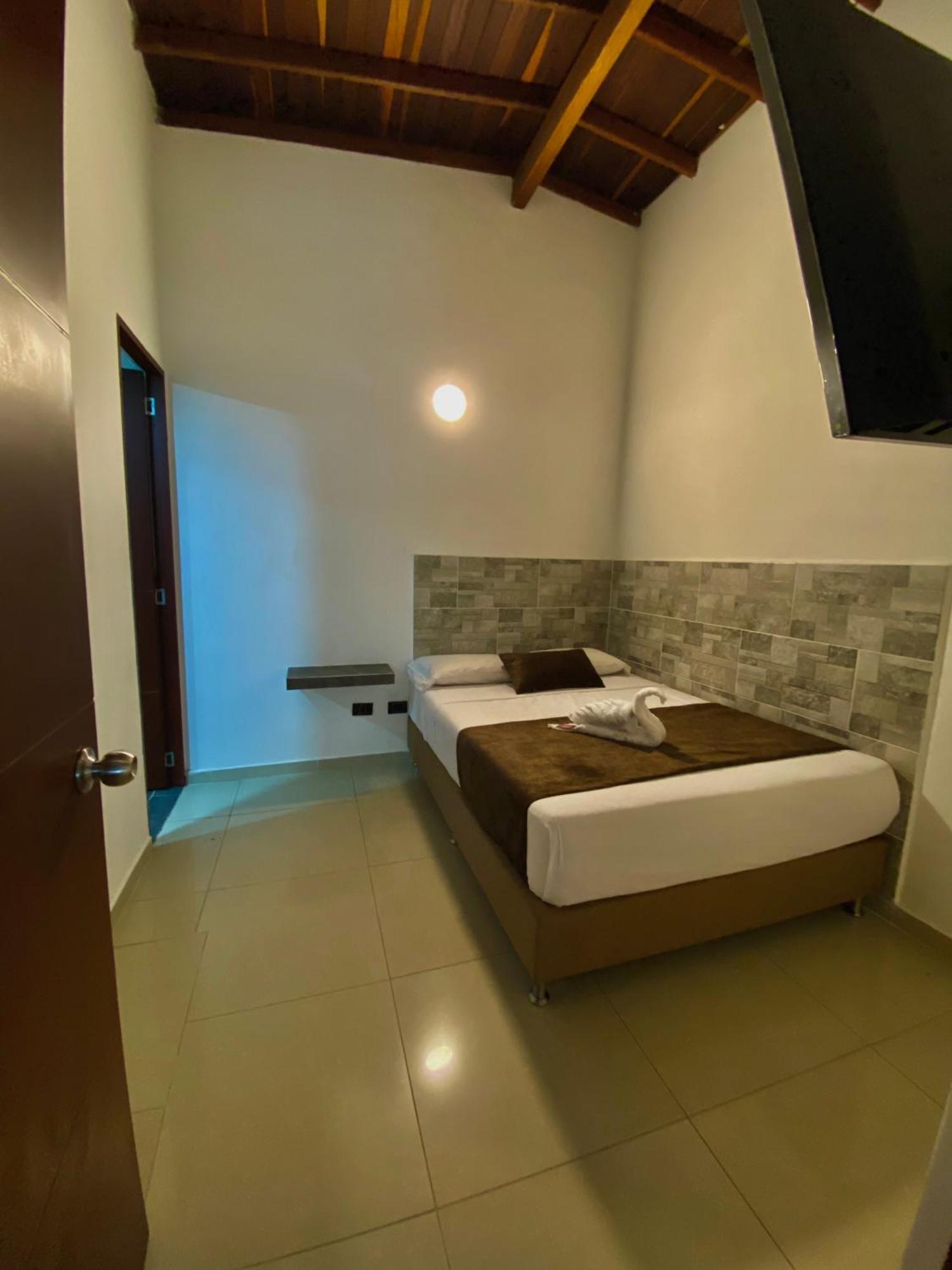 Hotel Buenos Aires Central Μεντεγίν Εξωτερικό φωτογραφία