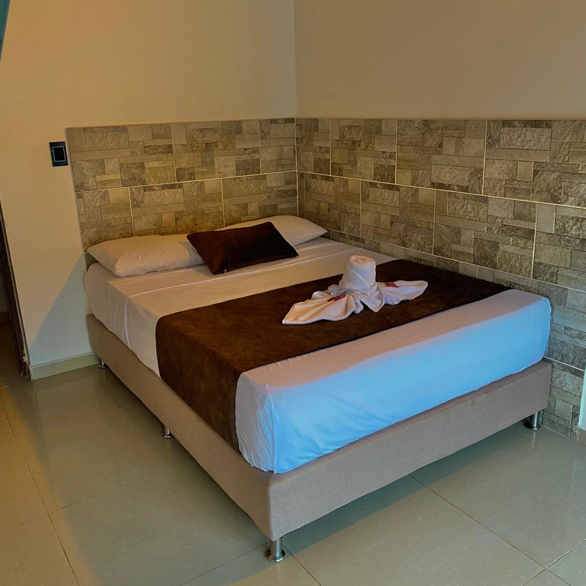 Hotel Buenos Aires Central Μεντεγίν Εξωτερικό φωτογραφία